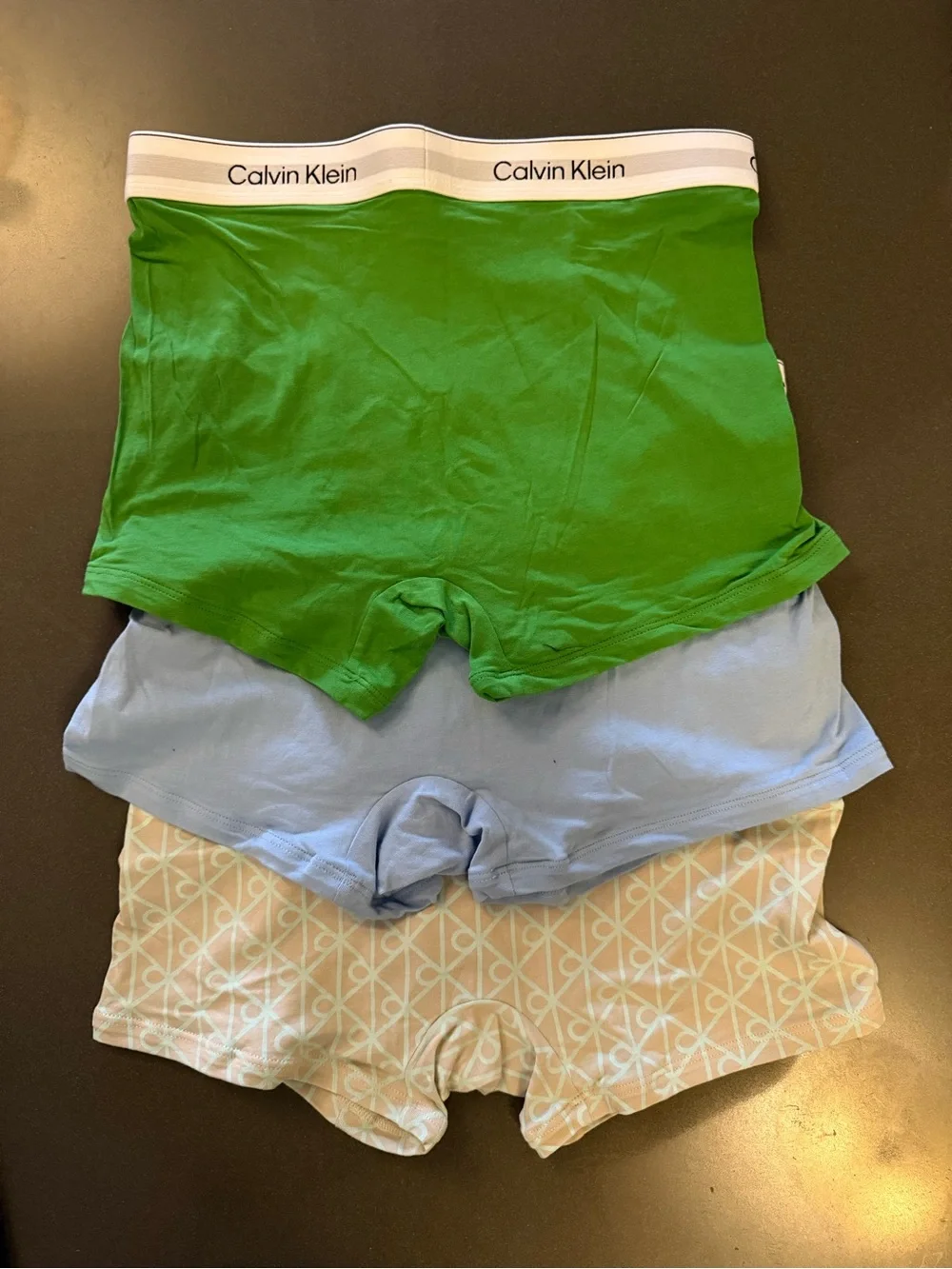 Calvin Klein Men's 3-Pack Boxer Briefs / Trunks Green, Light Blue, Beige Pattern